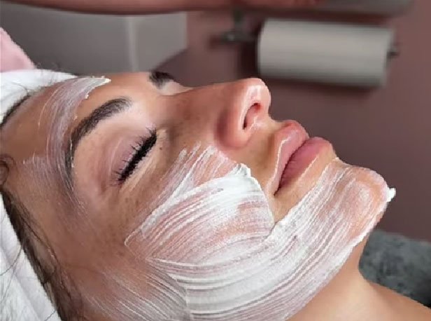 Deep Cleansing Facial